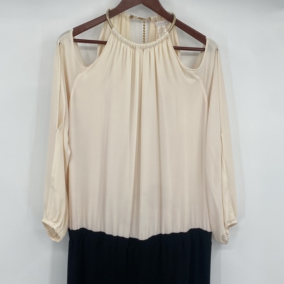 Cache Jumpsuit Womens Size XL Cream Black Cold Shoulder Pleated Chain Neck Relax - Picture 2 of 16